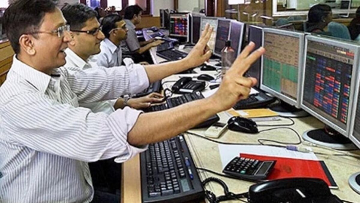 iifl-said-its--base-case-of-nifty-eps-growth-at-10-11-per-cent-has-upside-risks-from-softening-commo-112308689-16x9