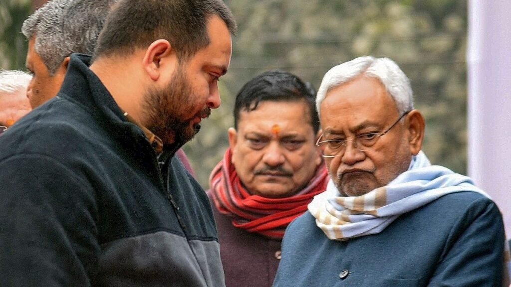 Nitish Kumar Seeks Forgiveness from Tejashwi Yadav: "Won't Repeat My Mistake"