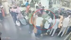 patient-assault-doctor-small-1726135449