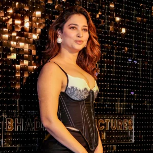 tamannaah-bhatia-253416879-1x1