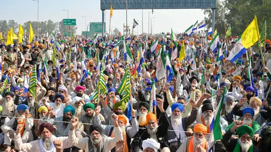 TOPSHOT-INDIA-AGRICULTURE-FARMERS-PROTEST-5_1708102018827_1708102059503